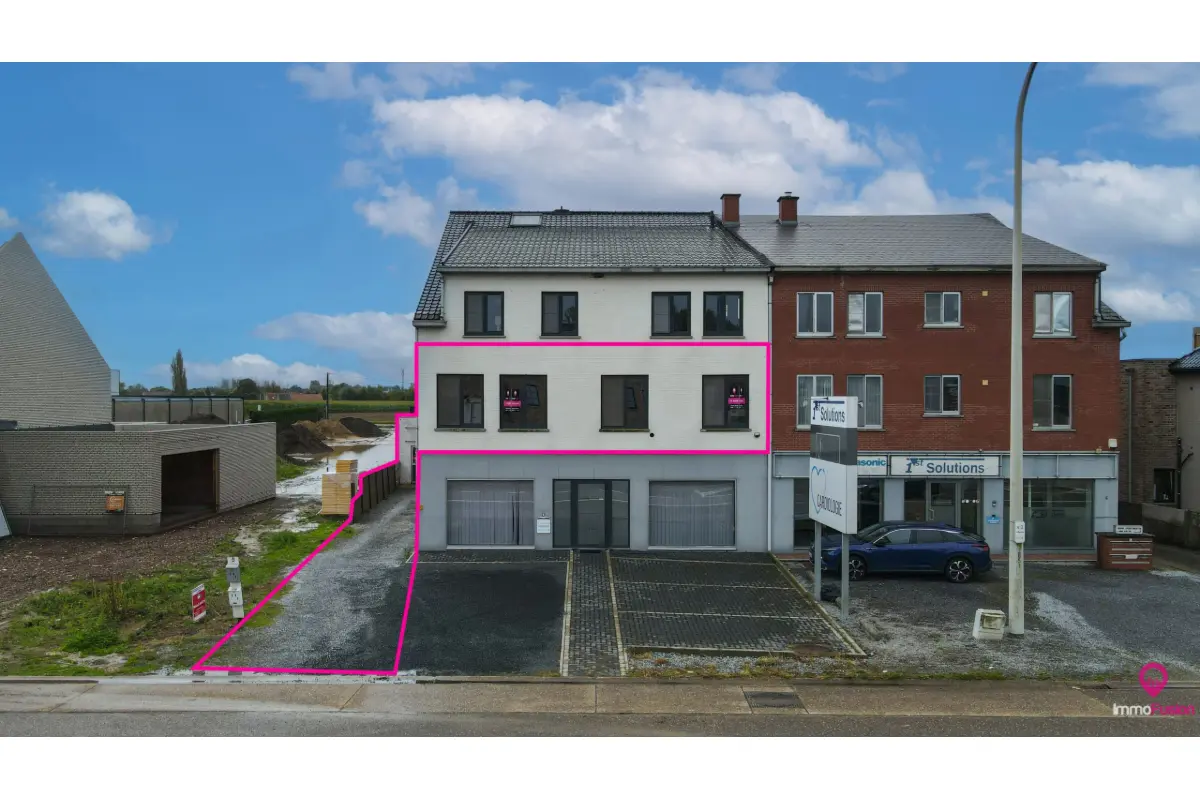 Appartement te  koop in Herk-de-Stad 3540 385000.00€ 3 slaapkamers 490.00m² - Zoekertje 686572