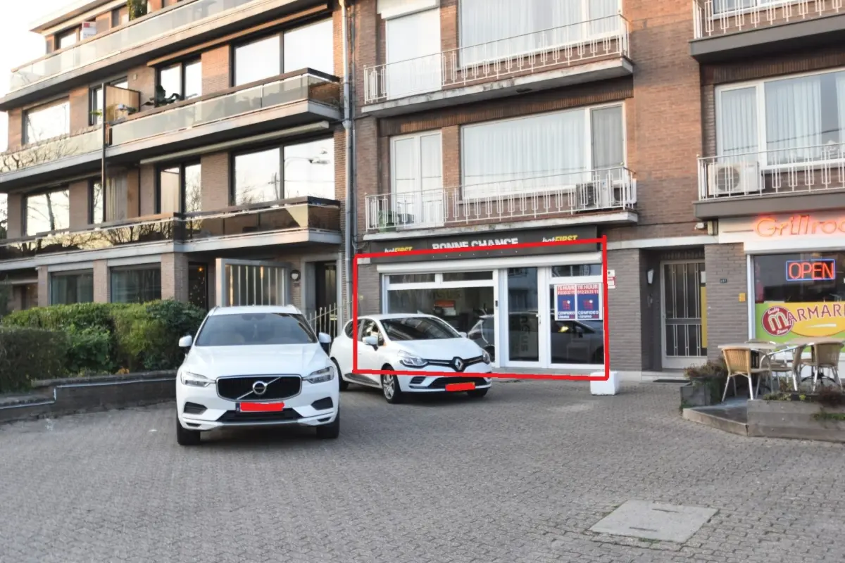 Handelszaak te  huur in Riemst 3770 1200.00€  slaapkamers m² - Zoekertje 686089