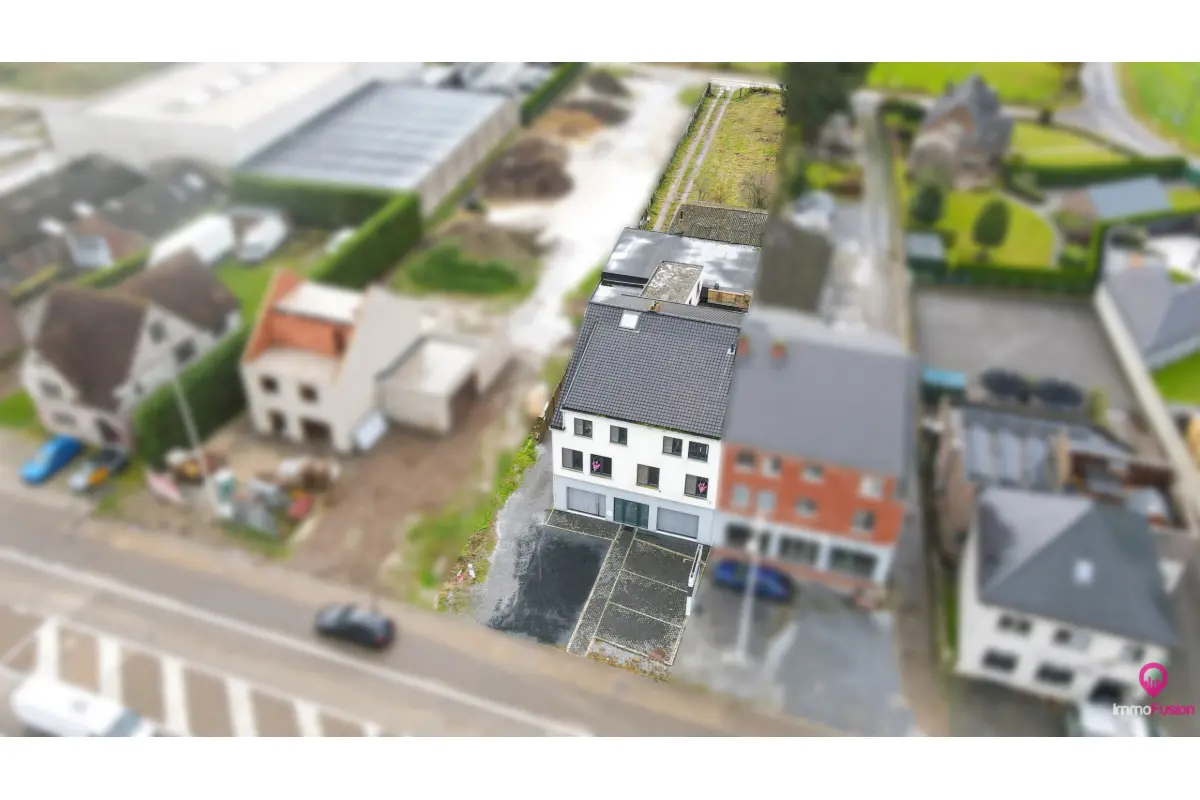 Handelszaak te  koop in Herk-de-Stad 3540 385000.00€  slaapkamers 490.00m² - Zoekertje 686571