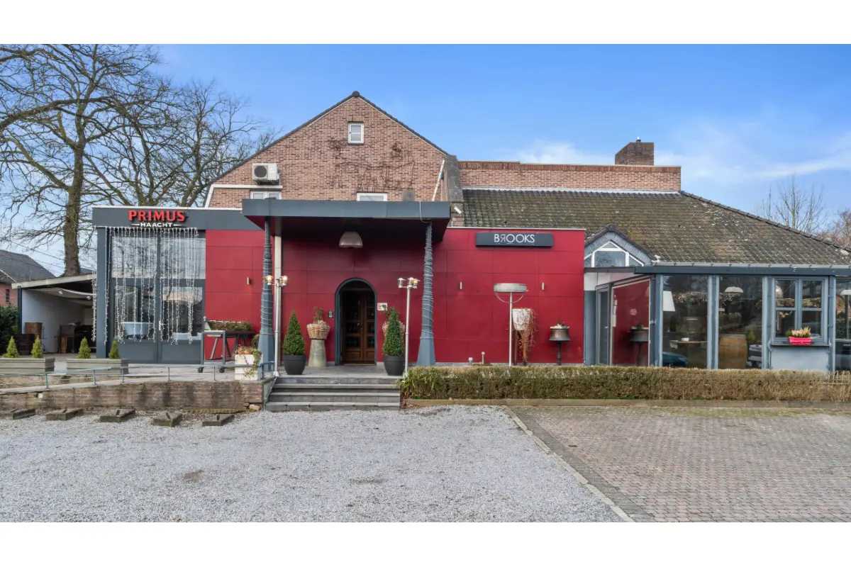 Handelszaak te  koop in Maasmechelen 3630 995000.00€  slaapkamers 1323.00m² - Zoekertje 690698