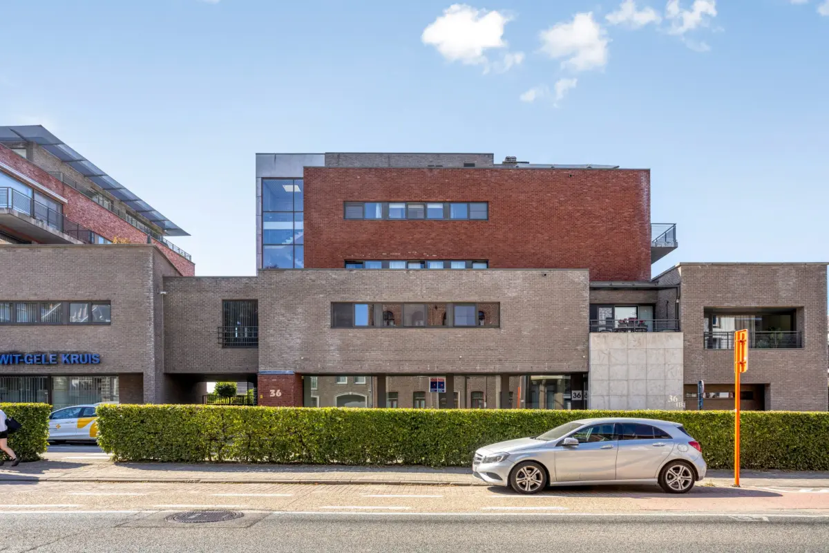 Handelszaak te  koop in Berg 3700 229000.00€  slaapkamers 186.00m² - Zoekertje 691224