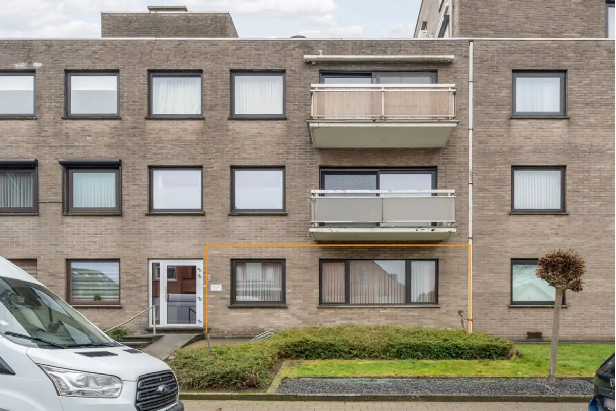 Benedenverdieping te  koop in Paal 3583 215000.00€ 2 slaapkamers 113.00m² - Zoekertje 691883