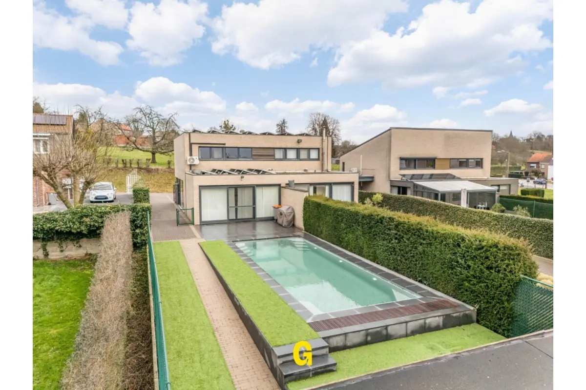 Huis te  koop in Beverst 3740 415000.00€ 3 slaapkamers 141.00m² - Zoekertje 692358