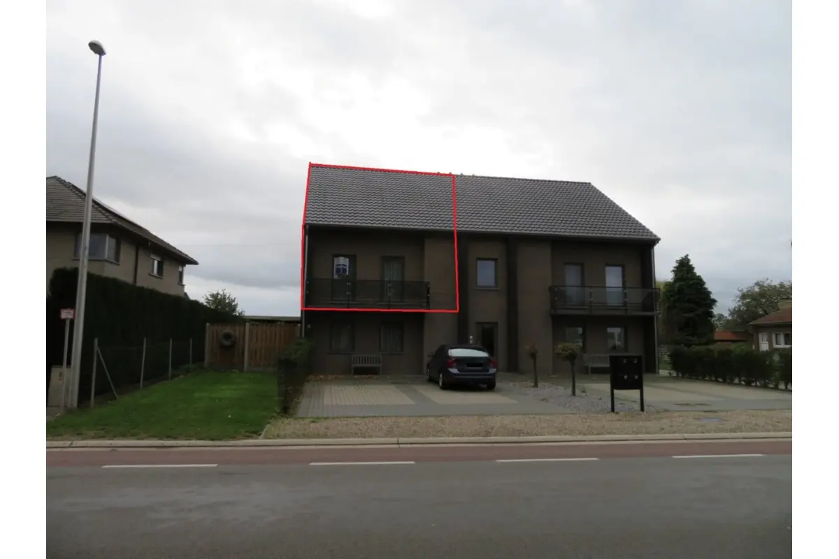 Appartement te  huur in Dilsen-Stokkem 3650 975.00€ 3 slaapkamers m² - Zoekertje 695103