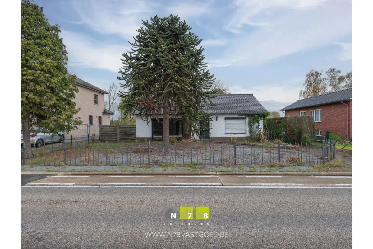Huis te  koop in Dilsen-Stokkem 3650 225000.00€ 2 slaapkamers 141.00m² - Zoekertje 703101