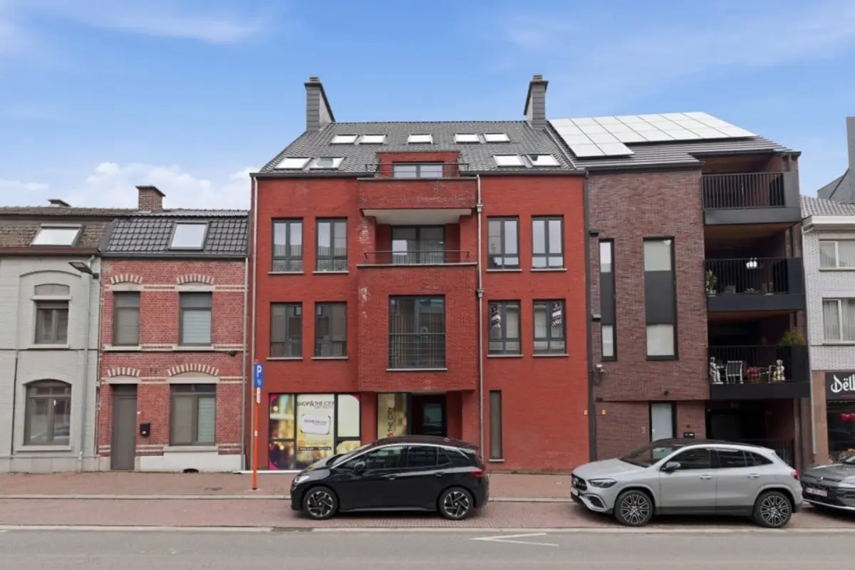 Appartement te  koop in Sint-Truiden 3800 289000.00€ 2 slaapkamers 87.00m² - Zoekertje 702803