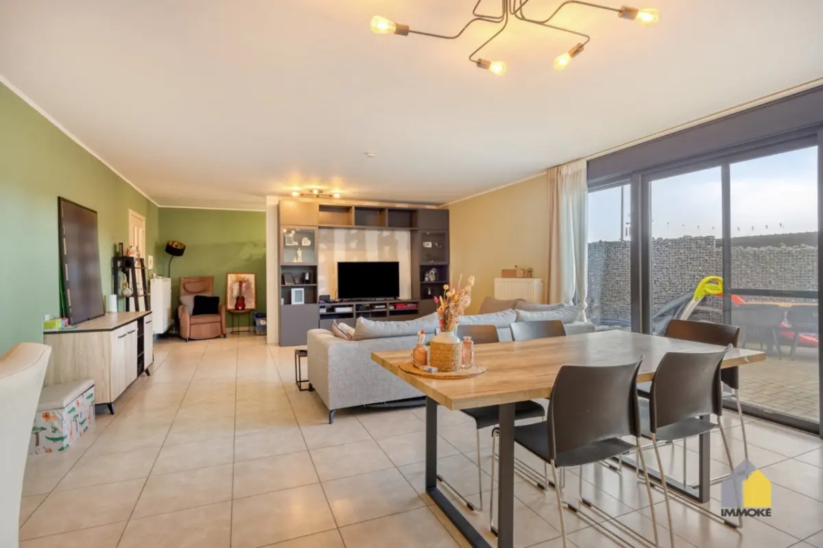 Benedenverdieping te  koop in Dilsen-Stokkem 3650 279000.00€ 2 slaapkamers 120.00m² - Zoekertje 703837