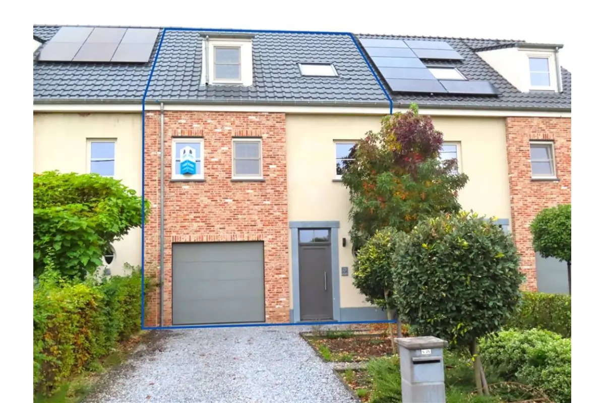 Huis te  huur in Koersel 3582 1400.00€ 4 slaapkamers 196.00m² - Zoekertje 704032