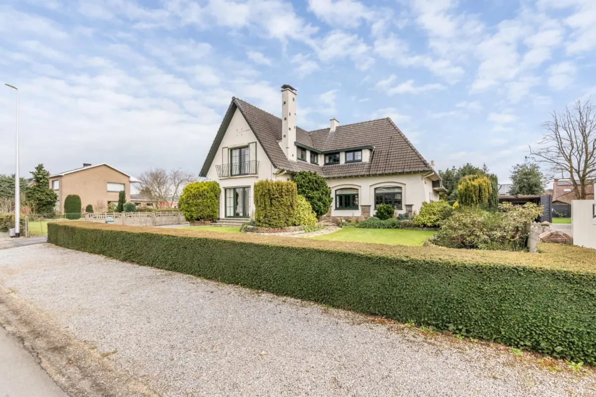 Huis te  koop in Houthalen-Helchteren 3530 399999.00€  slaapkamers 168.06m² - Zoekertje 706772