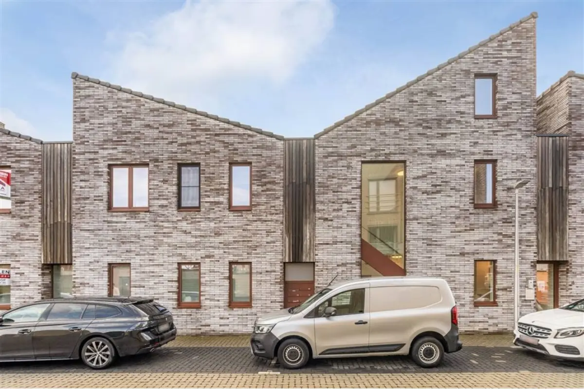 Appartement te  koop in Heusden-Zolder 3550 319000.00€ 3 slaapkamers 97.00m² - Zoekertje 706893