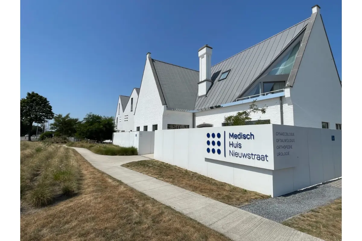 Appartement te  huur in Diepenbeek 3590 1000.00€ 2 slaapkamers 135.00m² - Zoekertje 706795