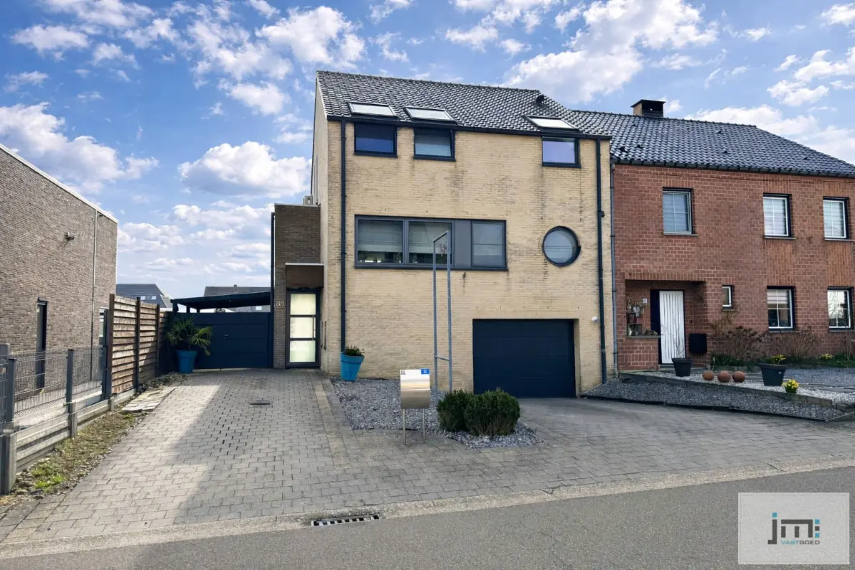 Huis te  koop in Lanaken 3620 395000.00€ 3 slaapkamers 217.00m² - Zoekertje 707700