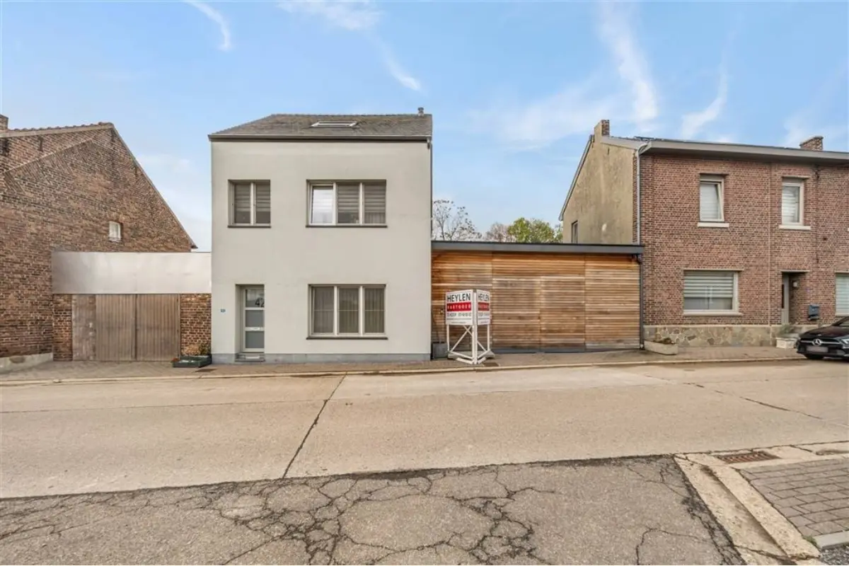 Appartementsgebouw te  koop in Beverst 3740 449000.00€ 3 slaapkamers 178.41m² - Zoekertje 710147