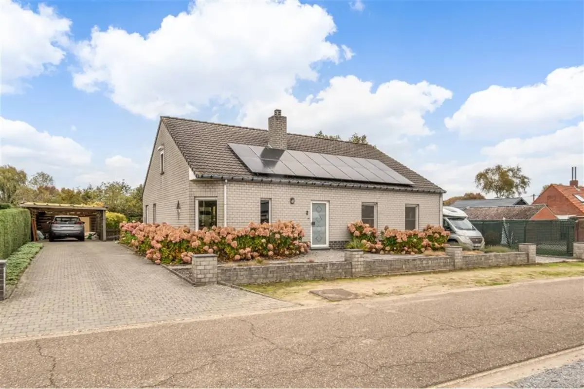 Huis te  koop in Hamont-Achel 3930 469000.00€ 4 slaapkamers 224.00m² - Zoekertje 710091