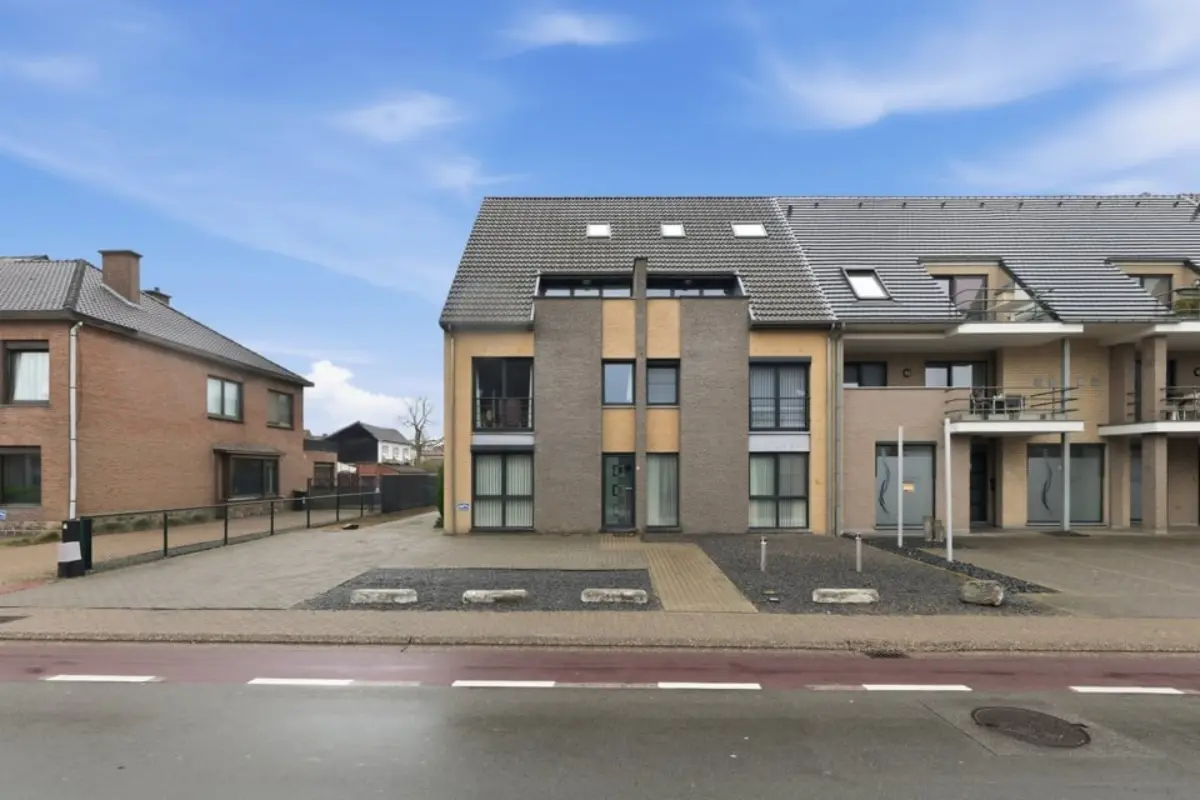 Appartement te  koop in Genk 3600 315000.00€ 2 slaapkamers 83.00m² - Zoekertje 717978