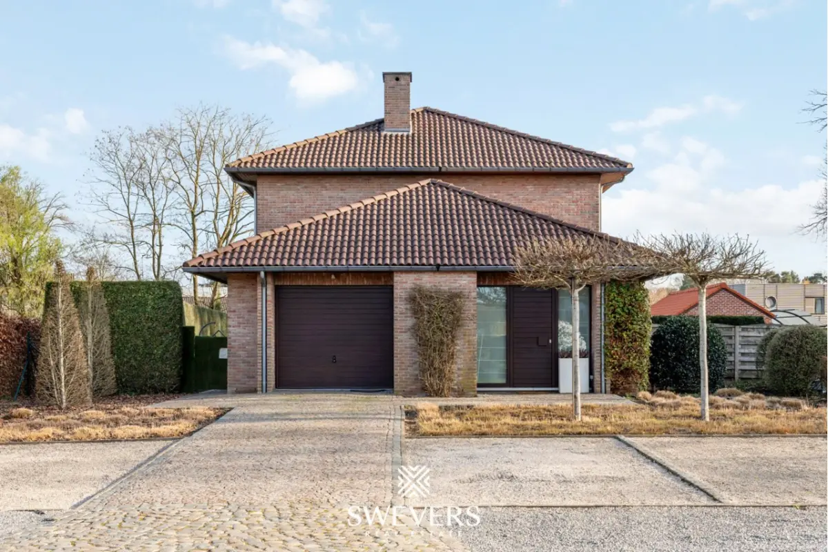 Huis te  koop in Heusden-Zolder 3550 499000.00€ 3 slaapkamers 226.00m² - Zoekertje 719743