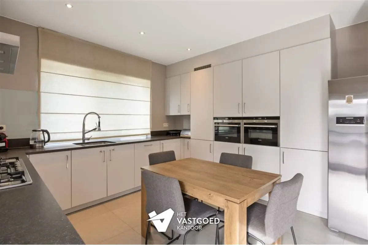 Appartement te  koop in Hasselt 3500 349000.00€ 3 slaapkamers 146.00m² - Zoekertje 719942