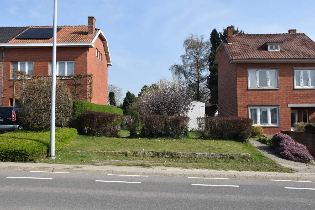 Bouwgrond te  koop in Berg 3700 145000.00€  slaapkamers m² - Zoekertje 722251