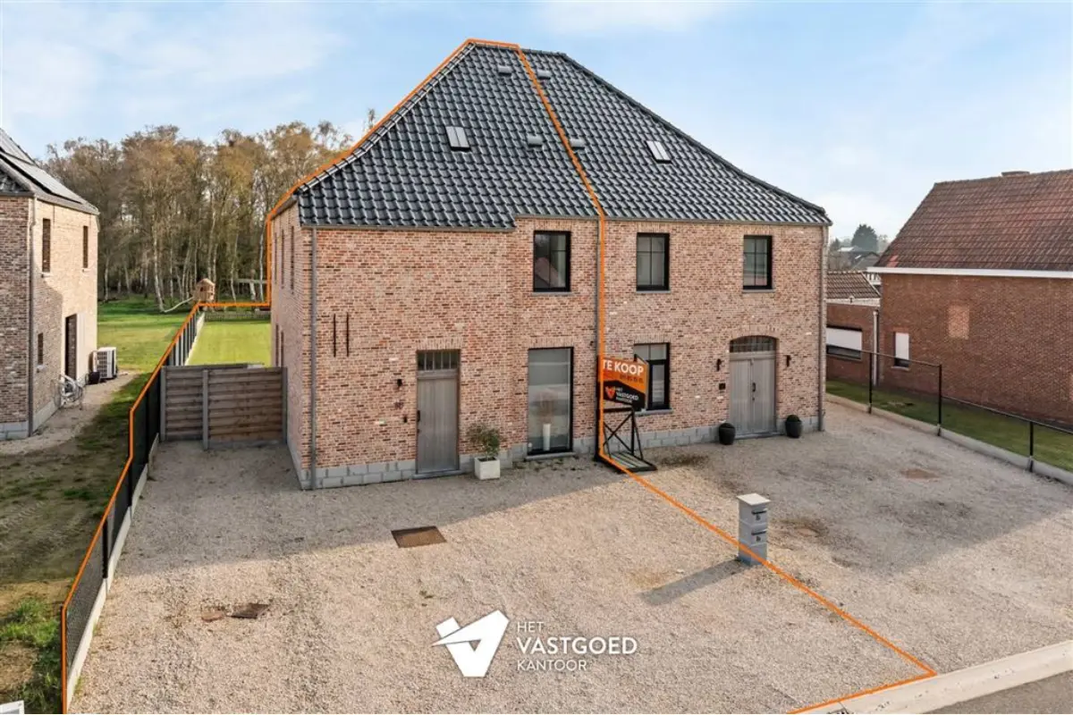 Huis te  koop in Beringen 3580 499000.00€ 3 slaapkamers 192.00m² - Zoekertje 721991
