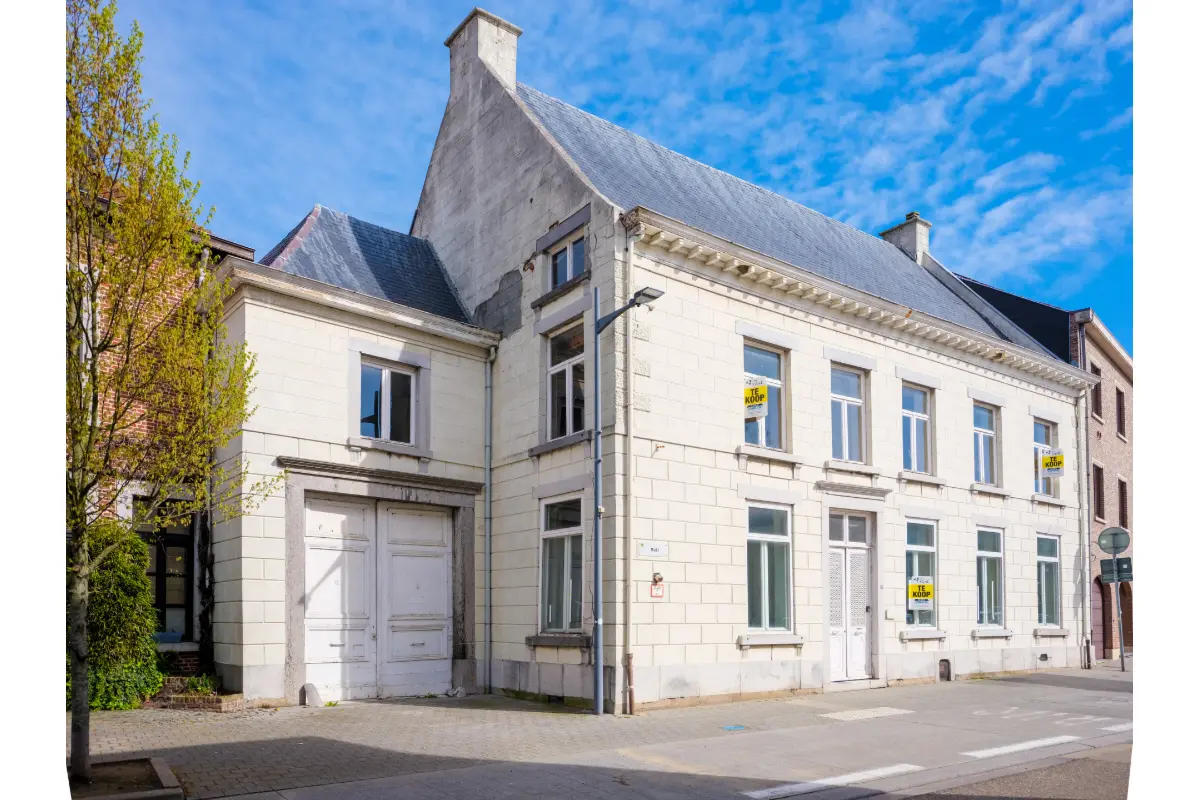 Huis te  koop in Herk-de-Stad 3540 400000.00€ 5 slaapkamers 465.00m² - Zoekertje 724947