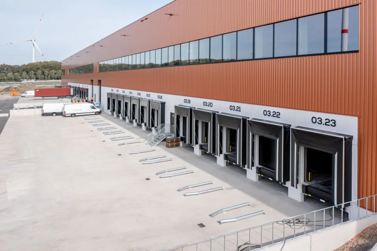 Handelszaak te  huur in Ham 3945 113191.00€  slaapkamers 26120.00m² - Zoekertje 725219