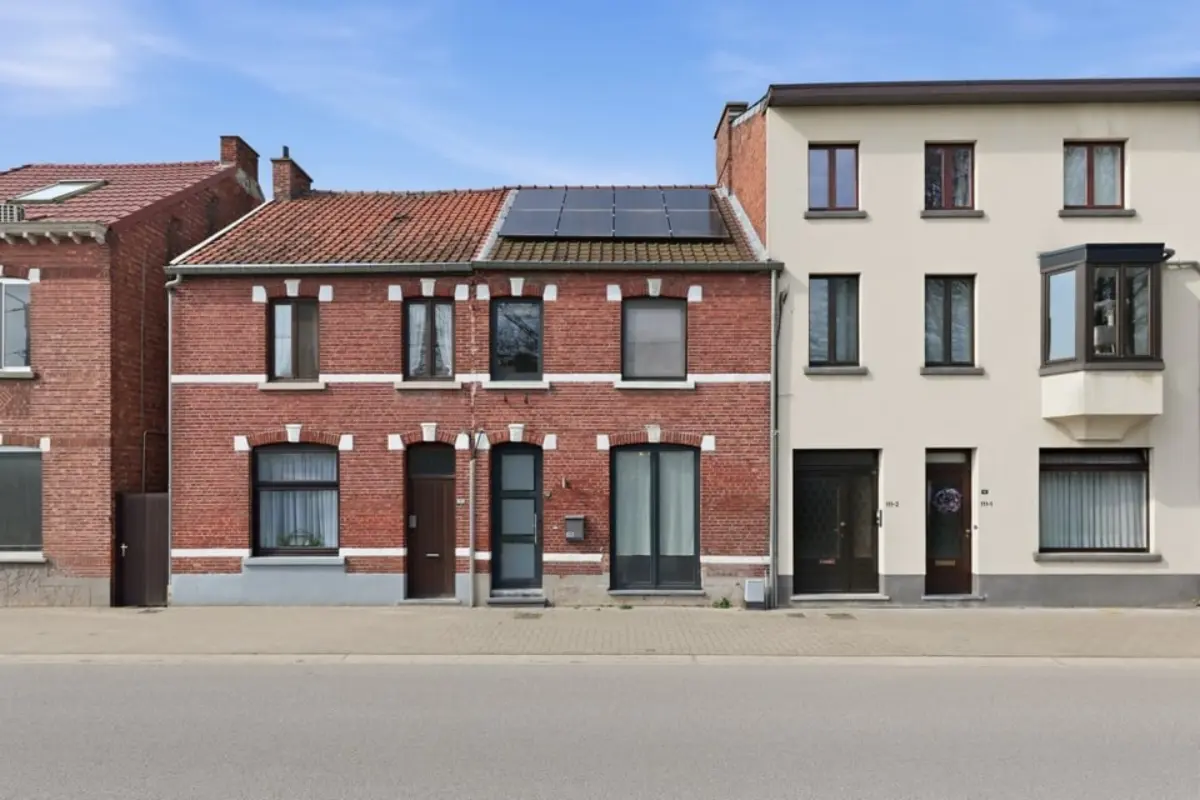 Huis te  koop in Hasselt 3500 349000.00€ 2 slaapkamers 145.00m² - Zoekertje 725104