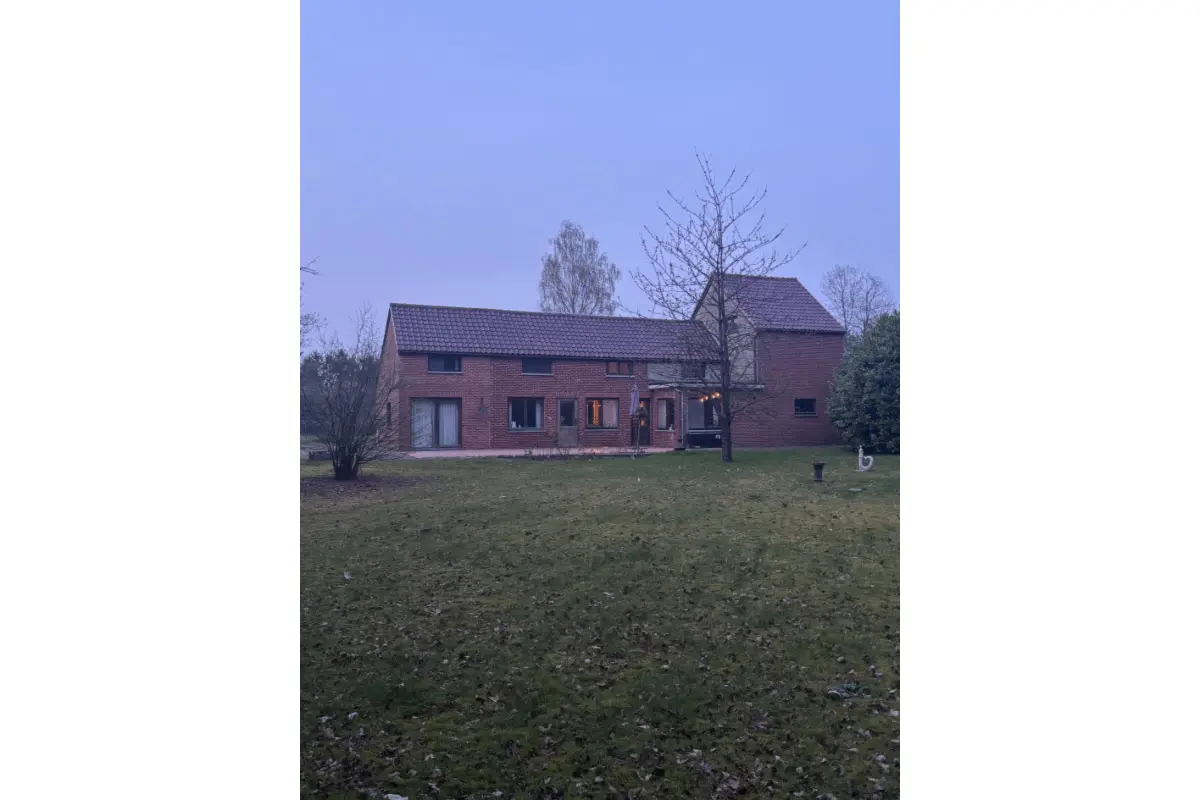 Huis te  koop in Lommel 3920 575000.00€ 5 slaapkamers 2706.00m² - Zoekertje 729517
