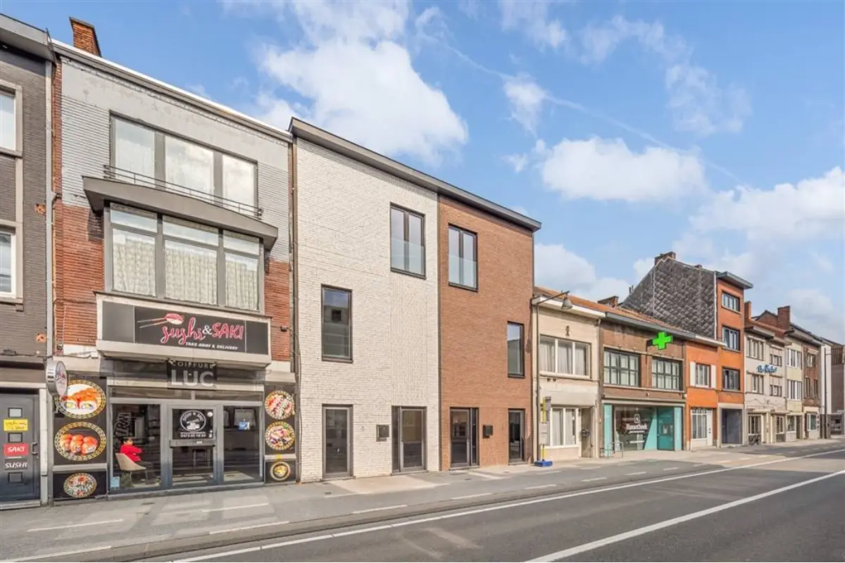Huis te  koop in Hasselt 3500 479000.00€ 4 slaapkamers 220.00m² - Zoekertje 730924