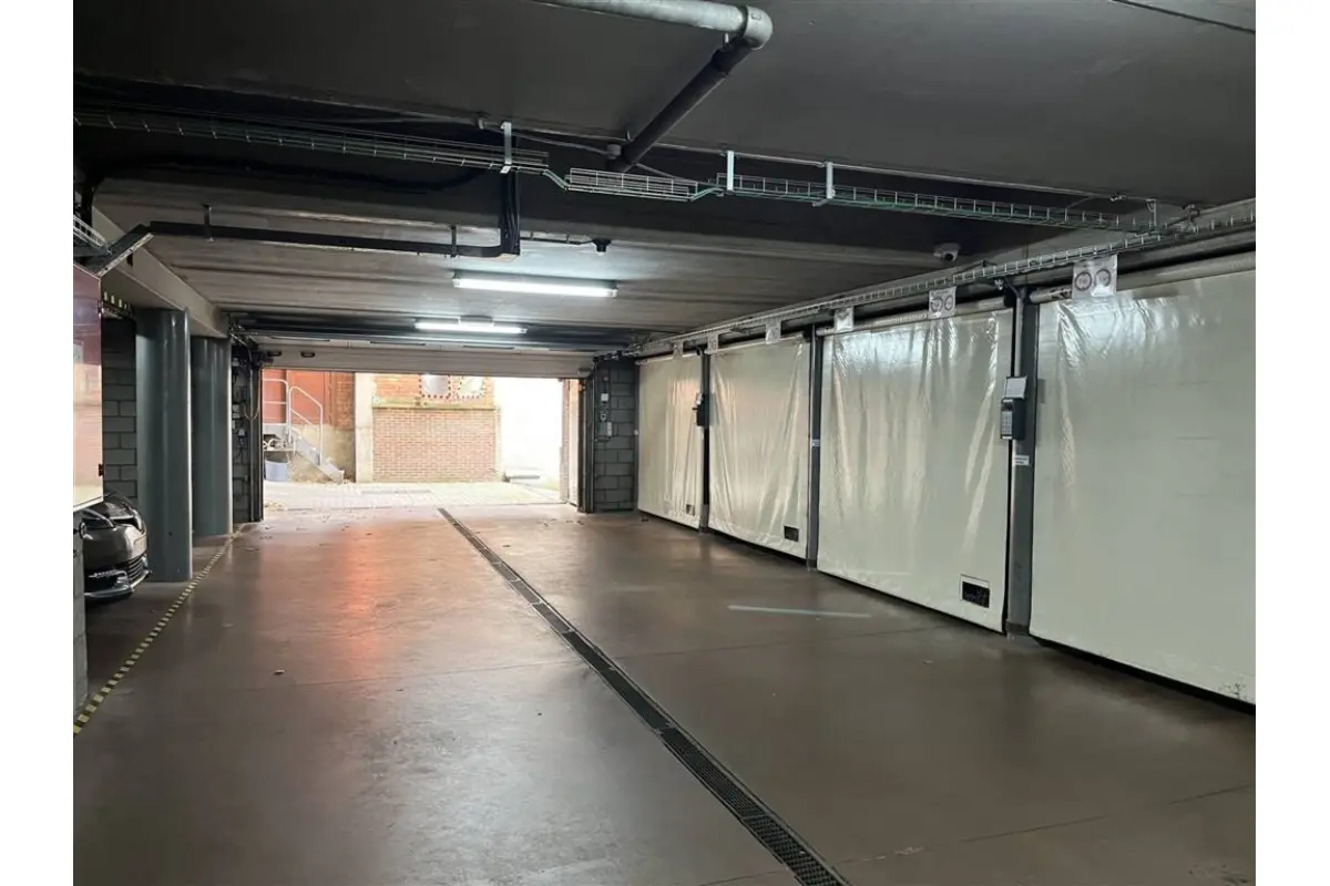 Parking te  koop in Genk 3600 19000.00€  slaapkamers m² - Zoekertje 732736