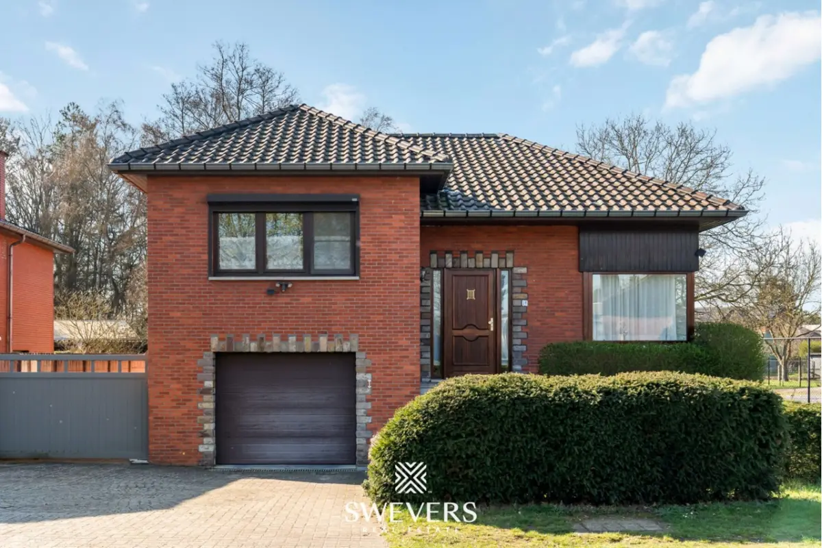 Huis te  koop in Heusden-Zolder 3550 389000.00€ 3 slaapkamers 216.00m² - Zoekertje 732524