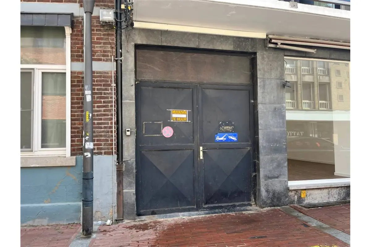 Parking te  koop in Genk 3600 17000.00€  slaapkamers m² - Zoekertje 732723
