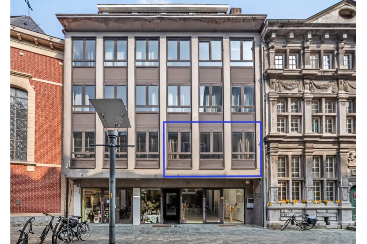 Appartement te  koop in Maaseik 3680 190000.00€ 2 slaapkamers 100.00m² - Zoekertje 735236