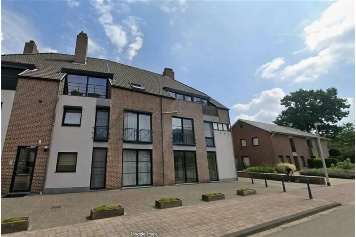 Appartement te  huur in Heusden-Zolder 3550 860.00€ 2 slaapkamers 97.00m² - Zoekertje 735500