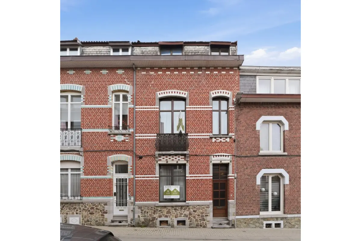 Huis te  koop in Berg 3700 299000.00€ 4 slaapkamers 203.00m² - Zoekertje 735658