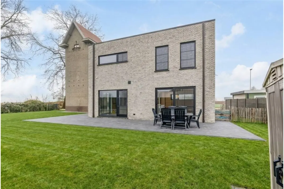 Huis te  koop in Hamont-Achel 3930 445000.00€ 2 slaapkamers 160.00m² - Zoekertje 736056