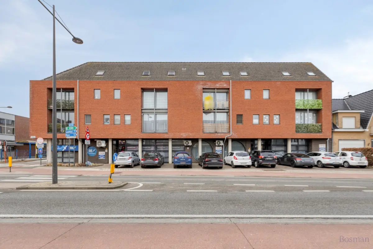 Handelszaak te  huur in Tessenderlo 3980 1900.00€  slaapkamers 371.00m² - Zoekertje 738899