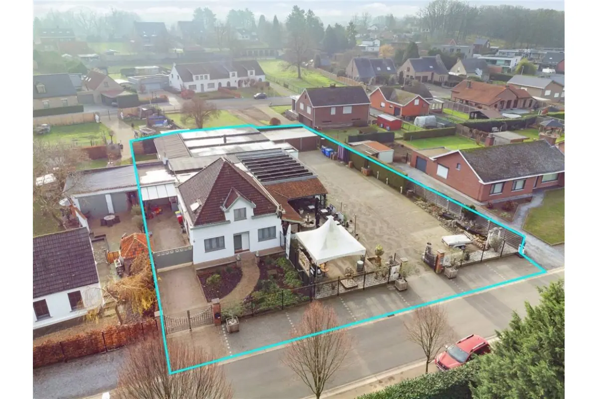Huis te  koop in Tessenderlo 3980 695000.00€ 4 slaapkamers 608.00m² - Zoekertje 739087