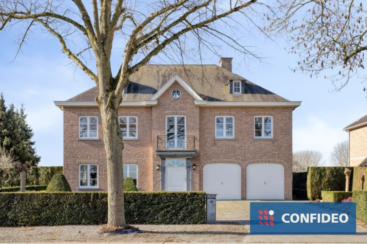 Huis te  koop in Berg 3700 649800.00€ 4 slaapkamers 424.00m² - Zoekertje 741448