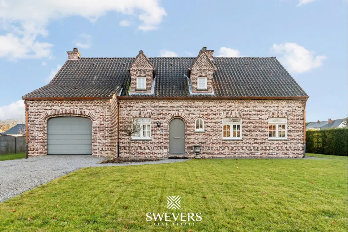 Huis te  koop in Houthalen-Helchteren 3530 585000.00€ 4 slaapkamers 255.00m² - Zoekertje 743016