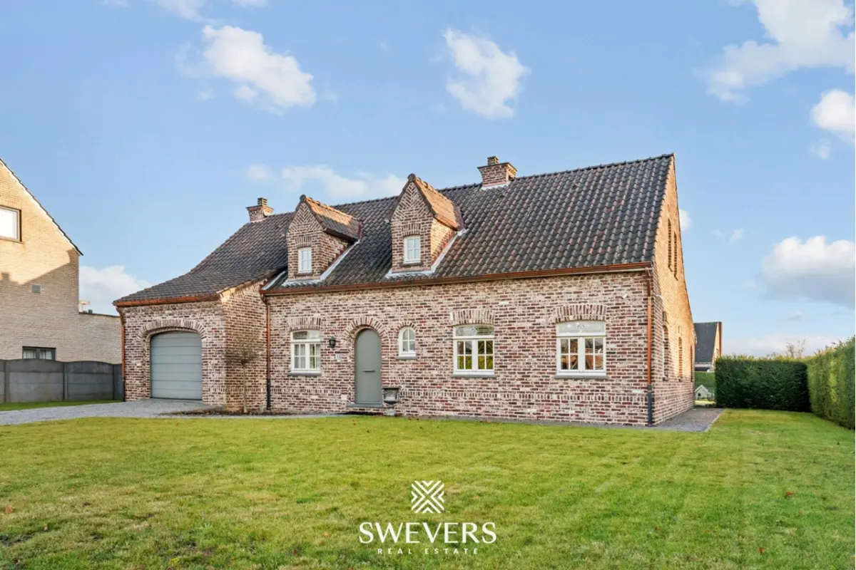 Huis te  koop in Houthalen-Helchteren 3530 585000.00€ 4 slaapkamers 255.00m² - Zoekertje 743016
