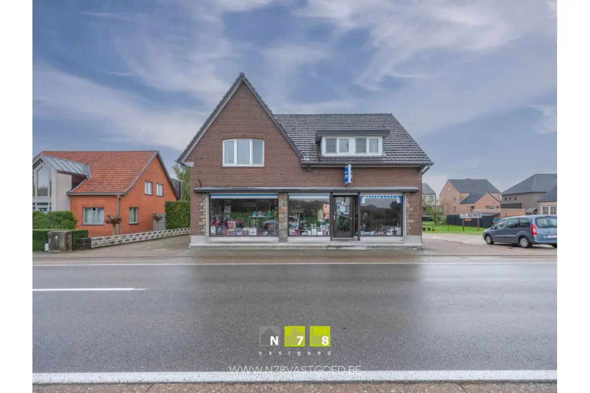 Handelszaak te  koop in Meeuwen-Gruitrode 3670 449000.00€  slaapkamers 333.00m² - Zoekertje 743023