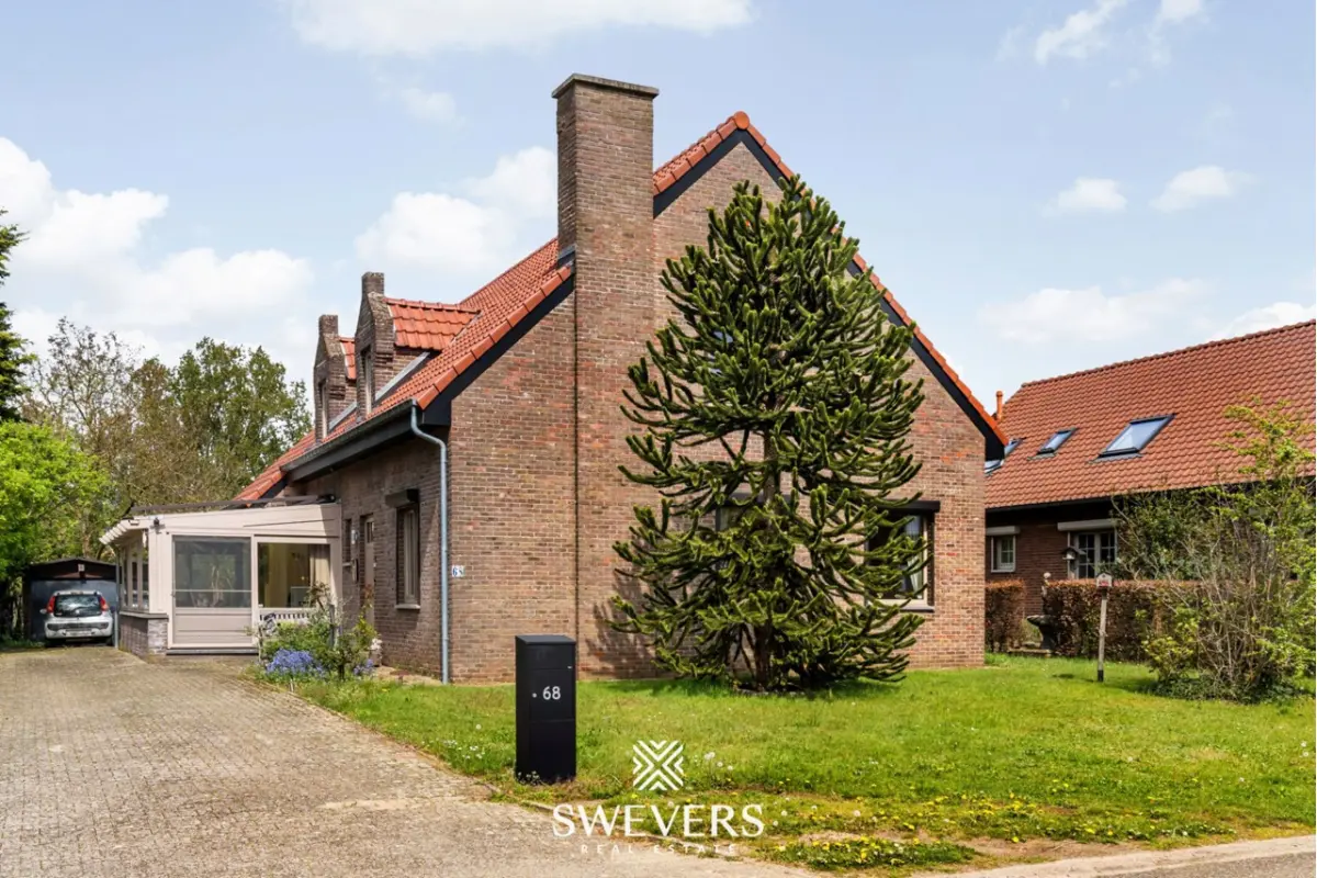Huis te  koop in Heusden-Zolder 3550 449000.00€ 5 slaapkamers 228.00m² - Zoekertje 745738