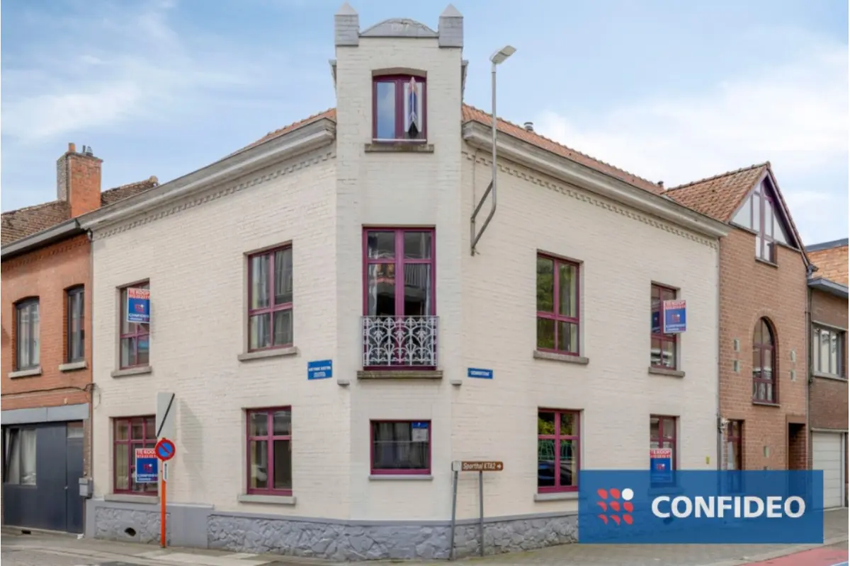 Appartementsgebouw te  koop in Berg 3700 525000.00€  slaapkamers m² - Zoekertje 746567