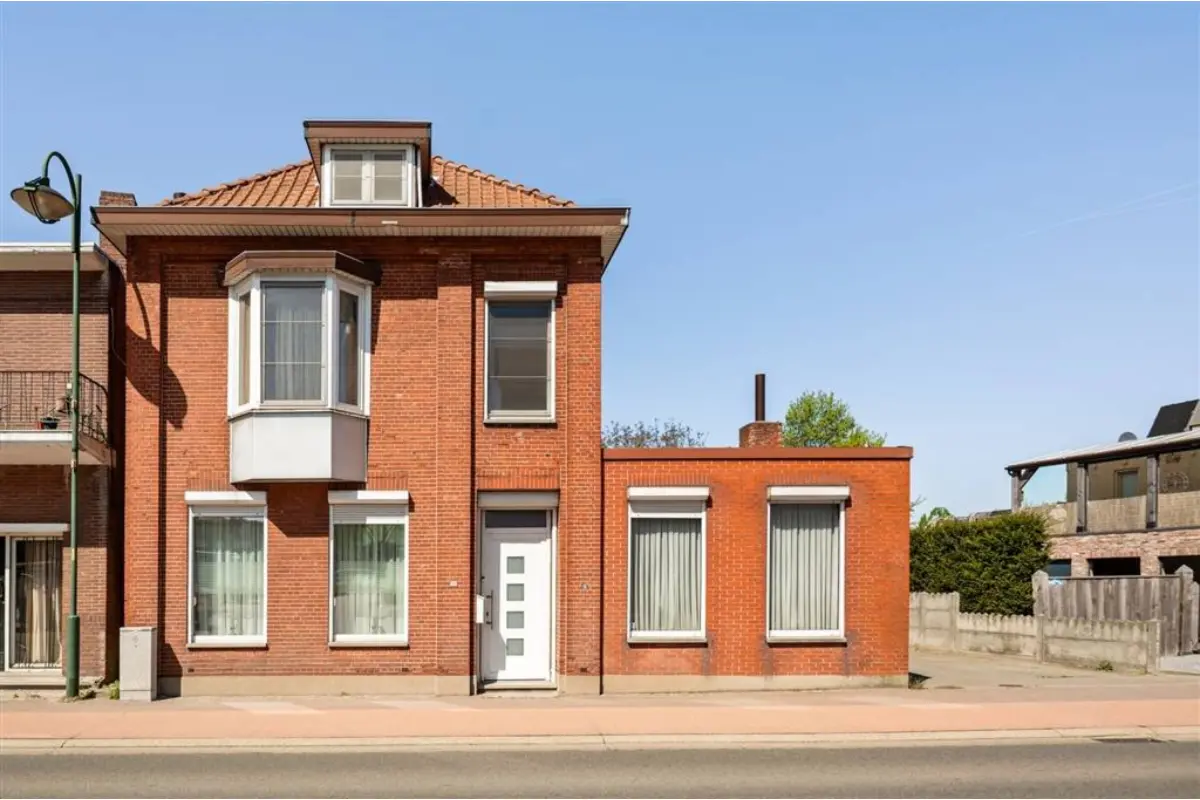 Huis te  koop in Hamont-Achel 3930 499000.00€ 4 slaapkamers 223.00m² - Zoekertje 747369