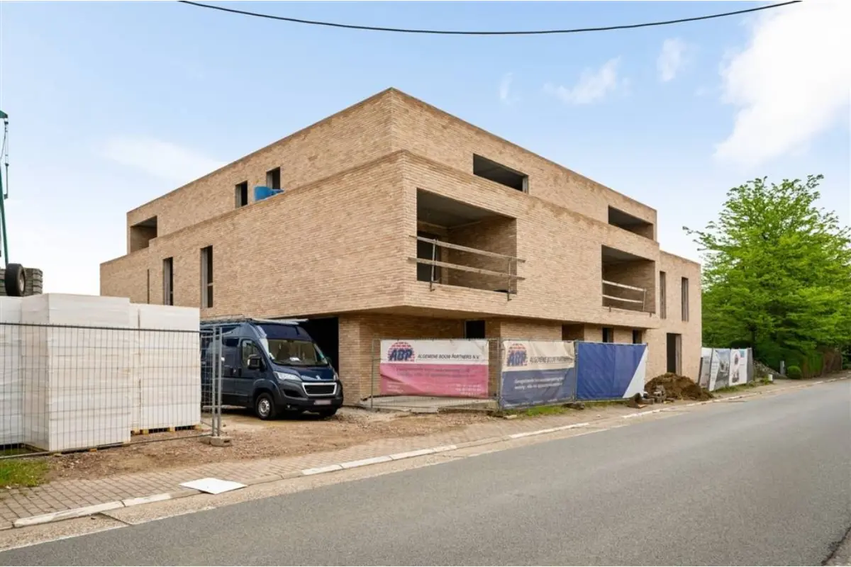 Appartement te  koop in Oostham 3945 253000.00€ 1 slaapkamers 82.99m² - Zoekertje 747370
