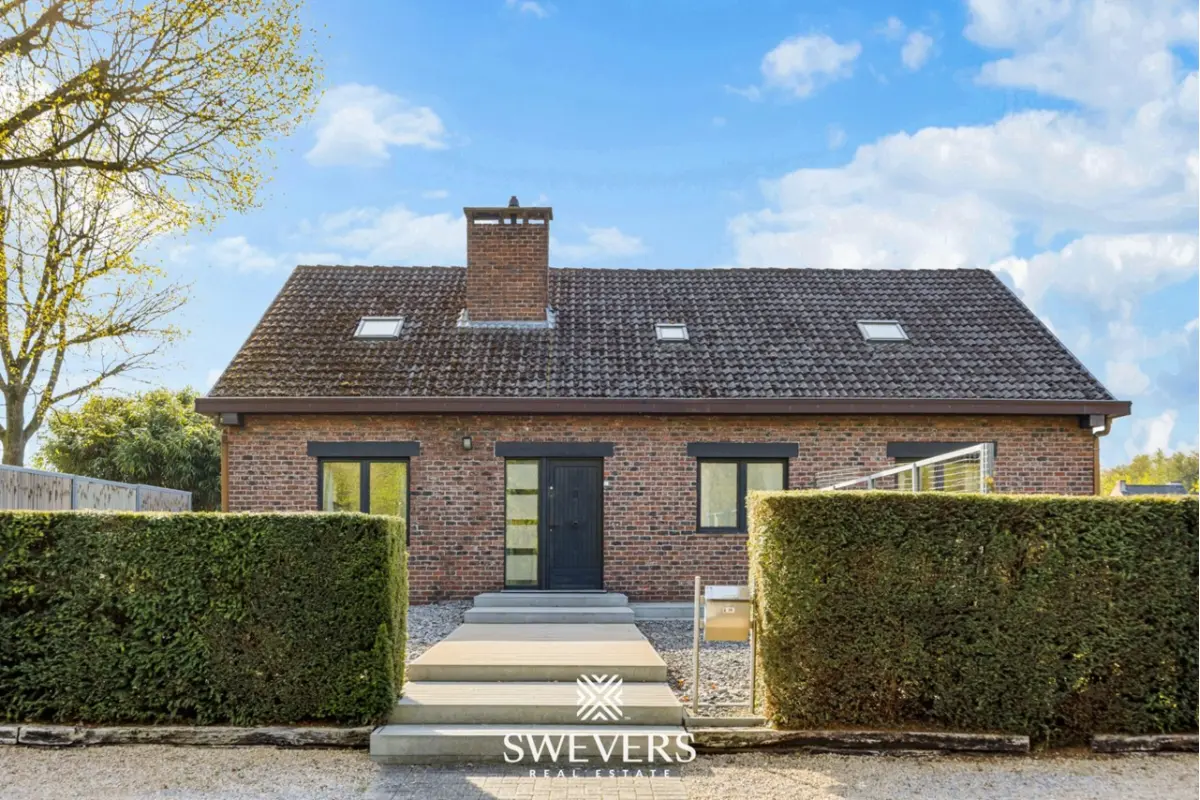Huis te  koop in Diepenbeek 3590 485000.00€ 5 slaapkamers 246.00m² - Zoekertje 747493