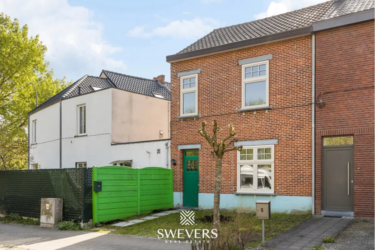 Huis te  koop in Hasselt 3500 270000.00€ 2 slaapkamers 169.00m² - Zoekertje 747051