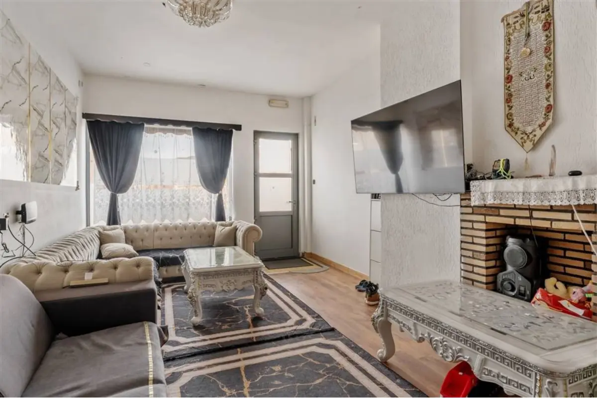 Huis te  koop in Beringen 3580 190000.00€ 3 slaapkamers 130.00m² - Zoekertje 747773