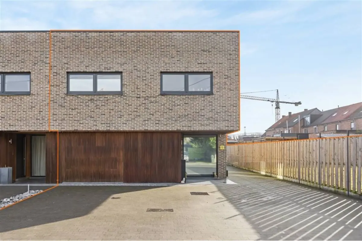 Huis te  koop in Leopoldsburg 3970 385000.00€ 3 slaapkamers 181.00m² - Zoekertje 747774