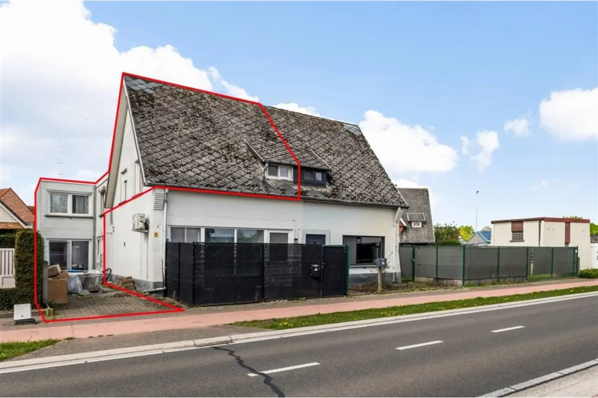 Appartement te  koop in Overpelt 3900 285000.00€ 5 slaapkamers 186.00m² - Zoekertje 749959